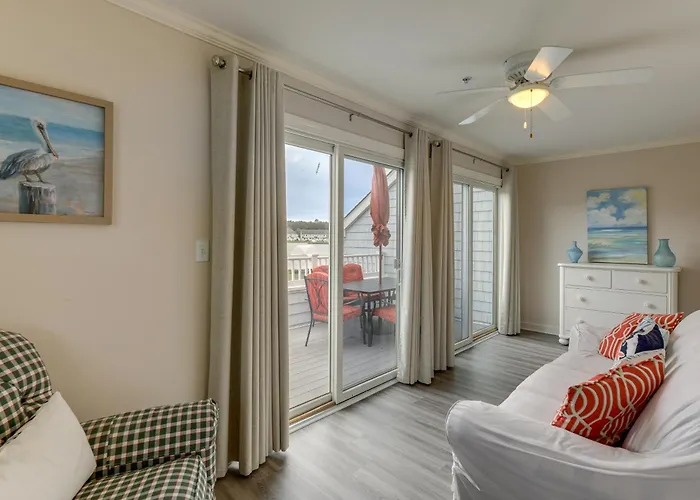Pool Access & 2 Mi To Beach! Ocean Escape Holiday home