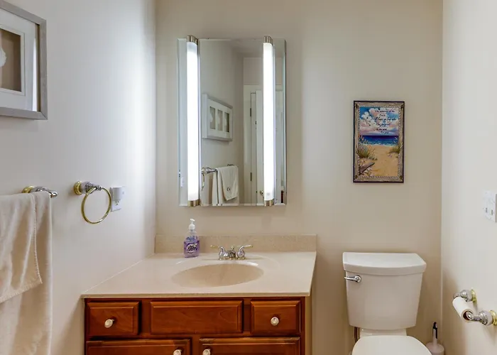 Pool Access & 2 Mi To Beach! Ocean Escape *